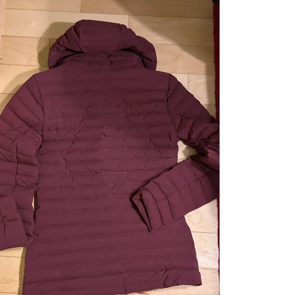 Lululemon Women’s Sz 4 Pack It Down Short Jacket Red Maroon NWT - Picture 4 of 9